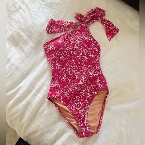 Floral One-Shoulder Swimsuit